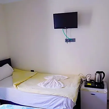 Resat Hotel *